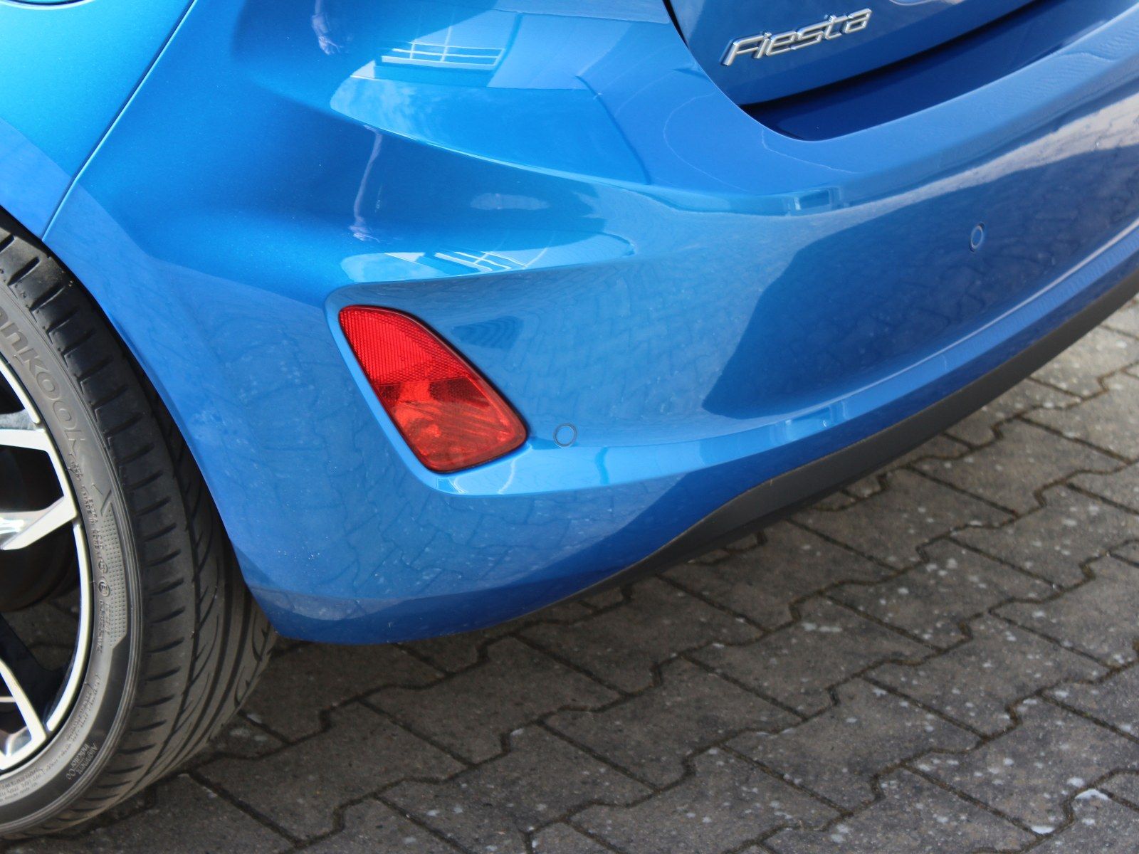 Fahrzeugabbildung Ford Fiesta Cool & Connect 1,0 EcoBoost Start/Stopp