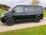 Volkswagen T5 Caravelle - schwarze Volkswagen T5 Caravelle