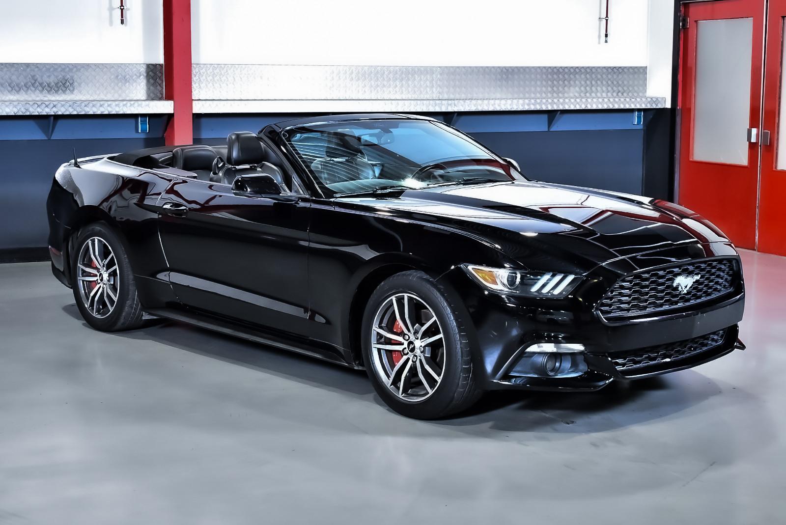 Ford Mustang Ecoboost Convertible 2,3L I4
