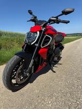 Ducati Diavel V4 - DUCATI DIAVEL V4