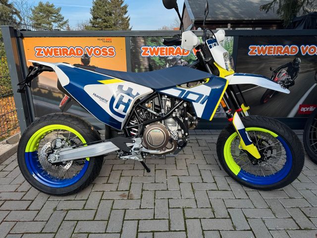 Husqvarna 701 Supermoto Blue Edition 2024 Tageszulassung