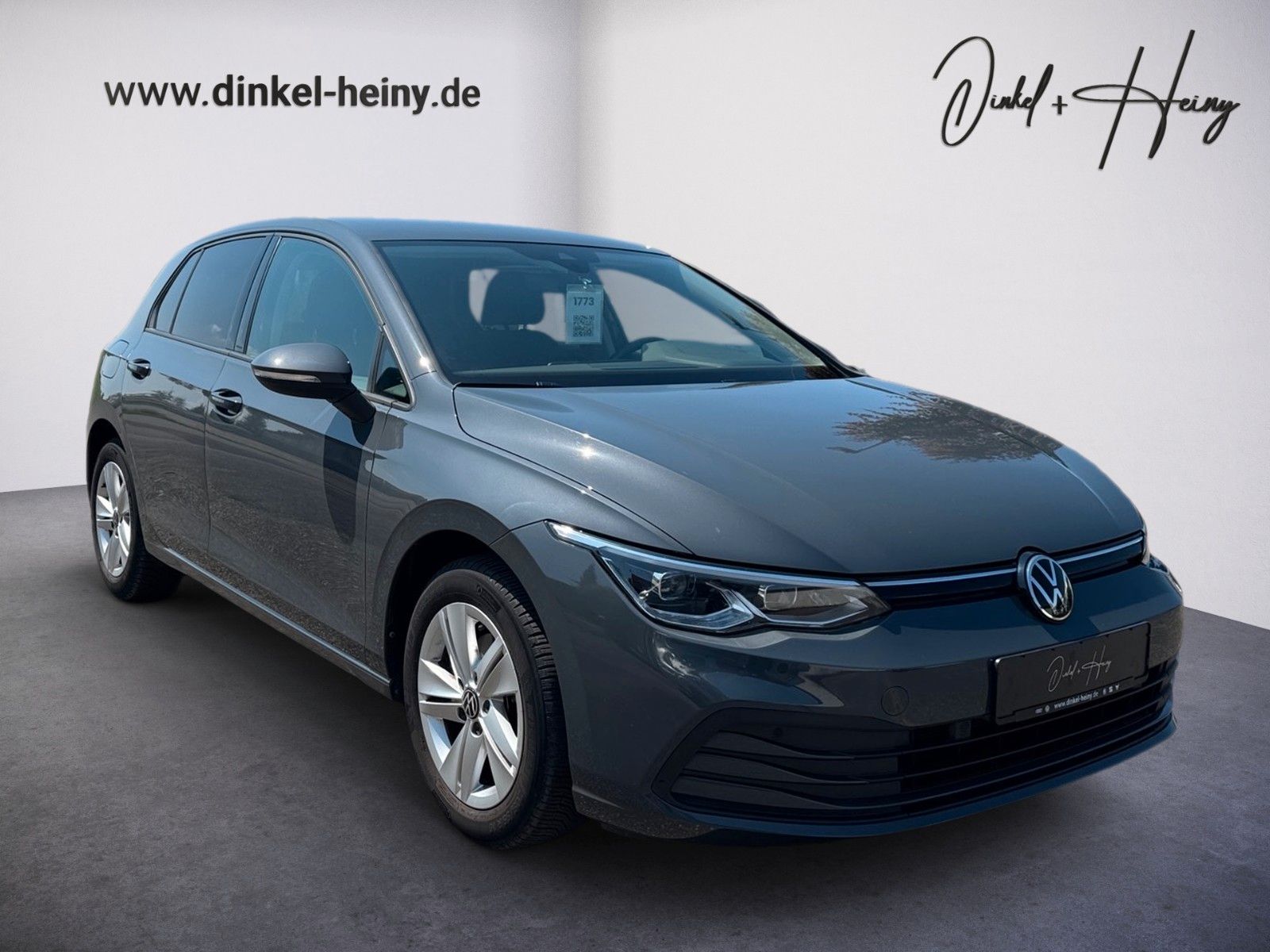 Fahrzeugabbildung Volkswagen Golf VIII Lim. Life 1.5 TSI