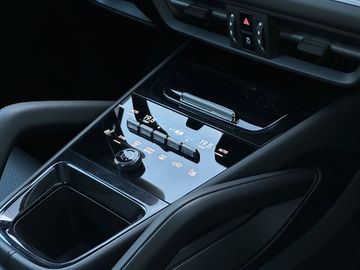 Porsche Cayenne - 11