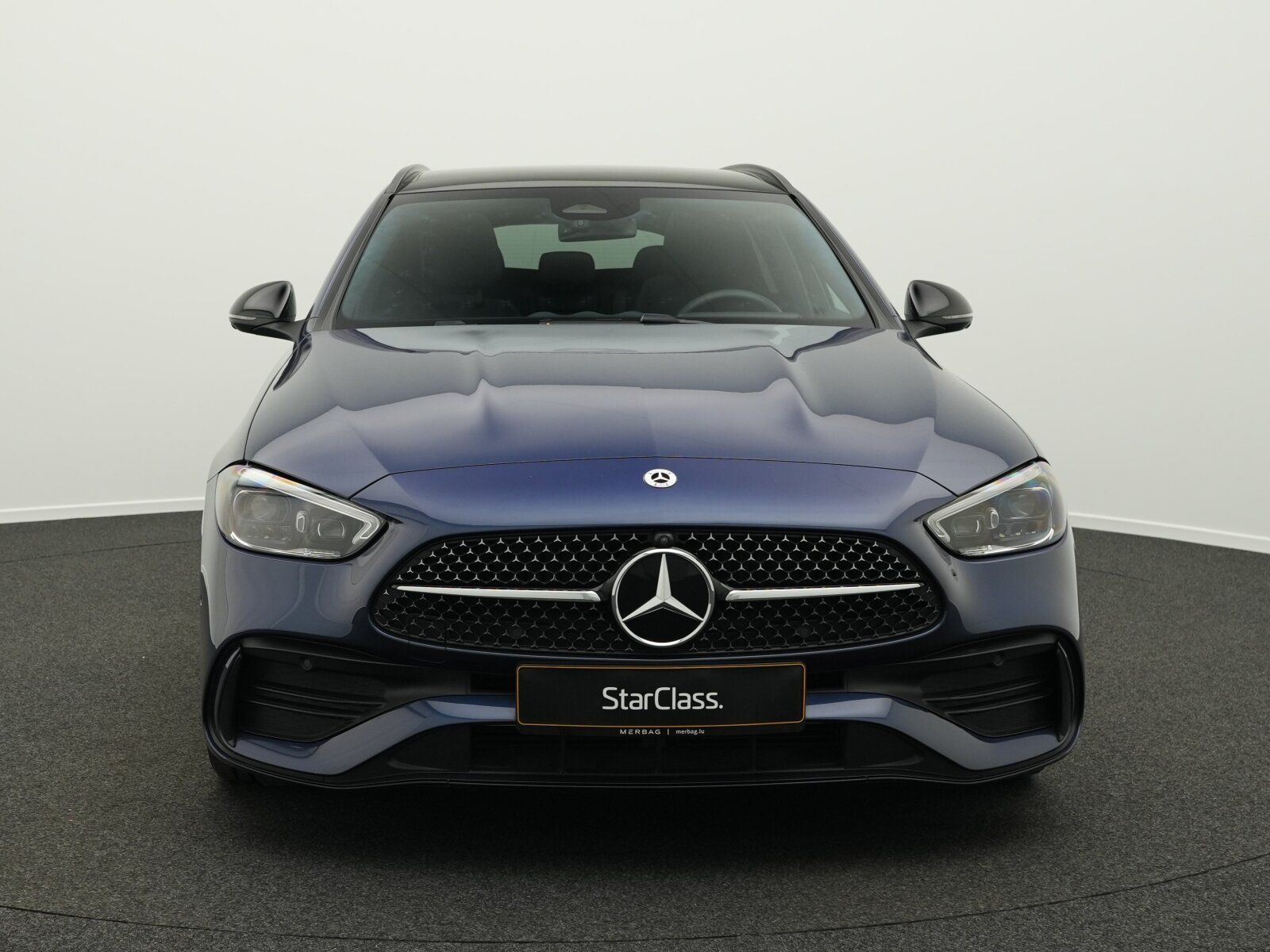 Mercedes-Benz C 200 d T-Modell AMG-Line Premium imagem 2