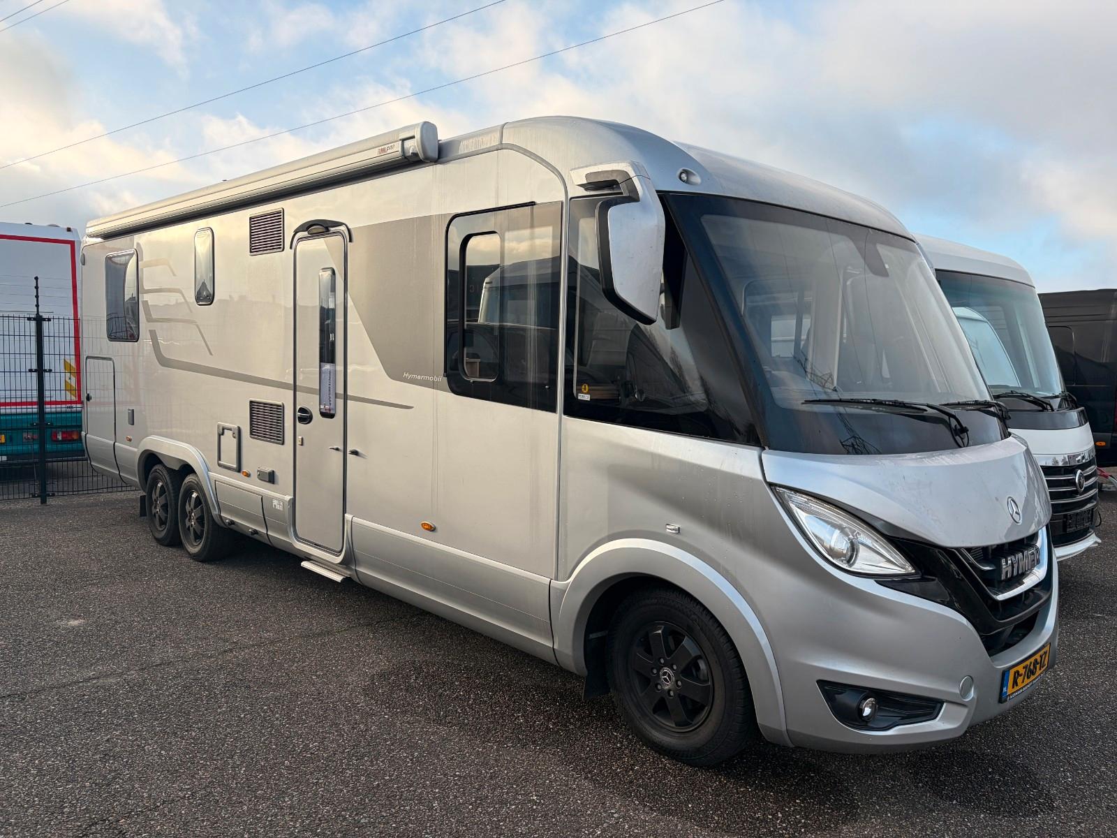 HYMER / ERIBA / HYMERCAR BML I 890 Hubstutzanlage Queensbett Hubbett