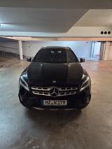 Mercedes-Benz GLA 200 - - Mercedes-Benz GLA 200 in Mainz