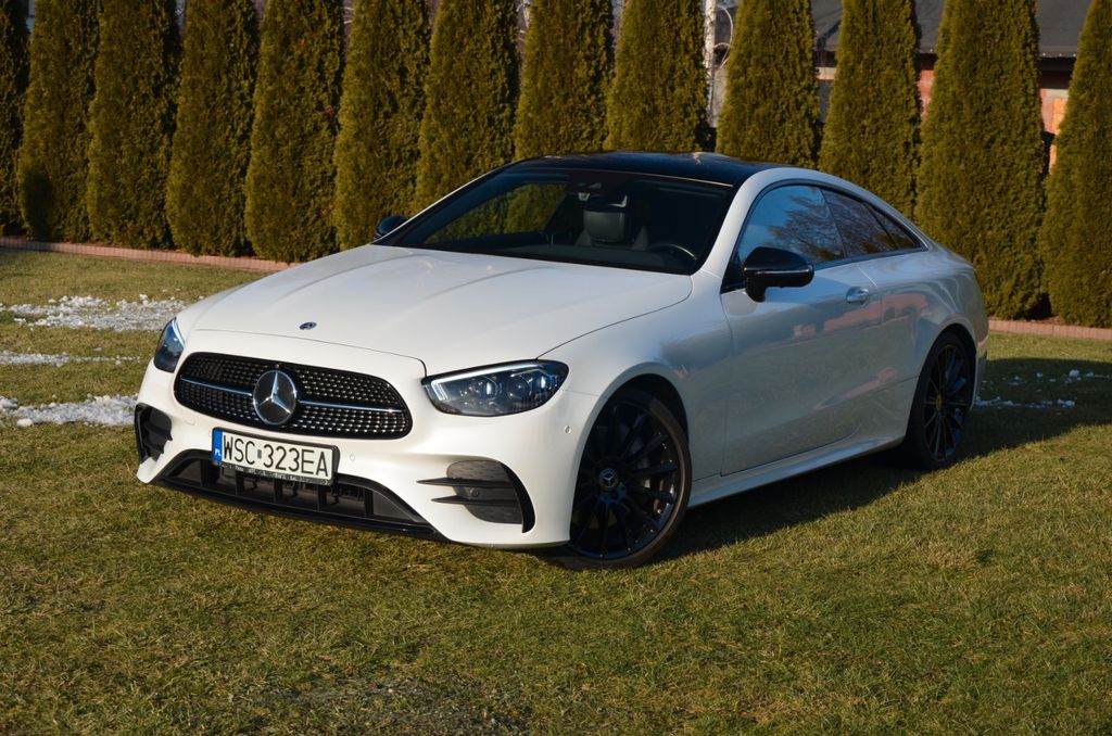 Mercedes-Benz E 300