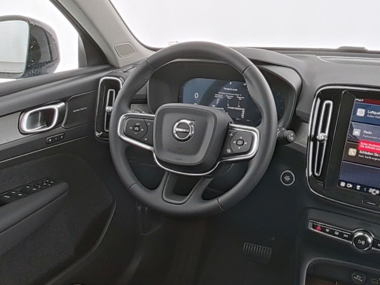 Fahrzeugabbildung Volvo XC40 Ultra Dark 2WD