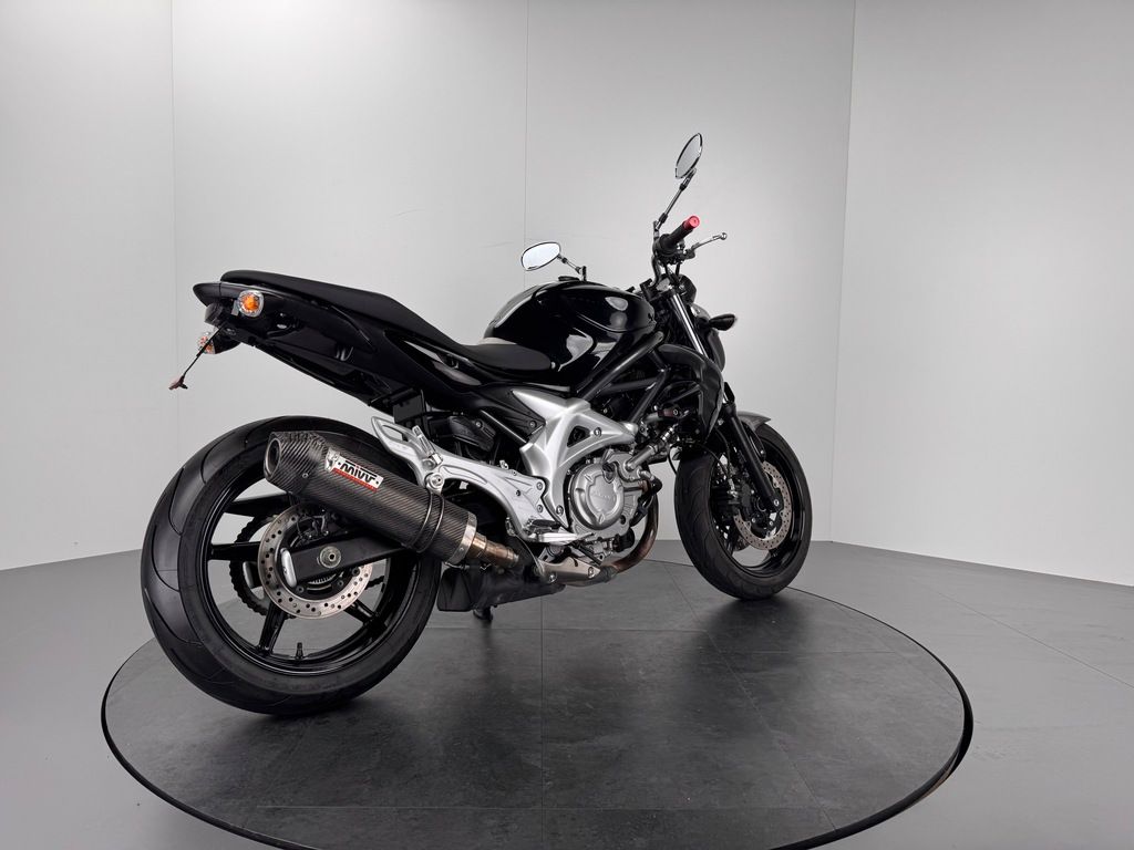 Fahrzeugabbildung Suzuki SFV 650 GLADIUS *TOP-ZUSTAND *SERVICE NEU