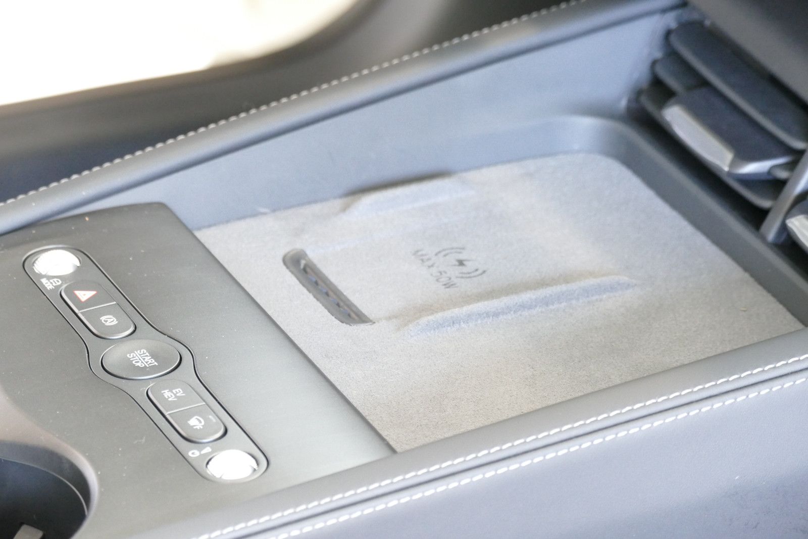 BYD SEAL 6