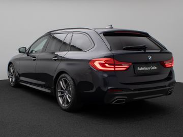 Fahrzeugabbildung BMW 540d xDr Tour HUD ACC Pano 360° Bowers & Wilkins