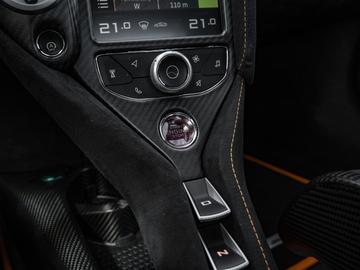 صورة مصغرة 31 لـ 2021 Mclaren 765LT