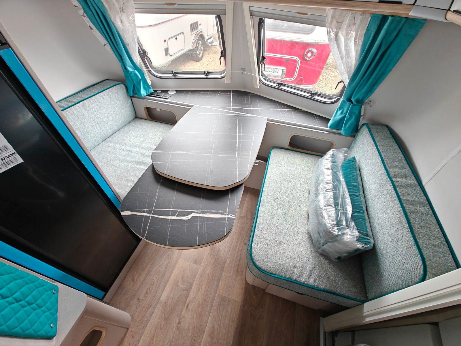Fahrzeugabbildung HYMER / ERIBA / HYMERCAR Touring 642 Harbour Blue - JETZT 7.344€ SPAREN !