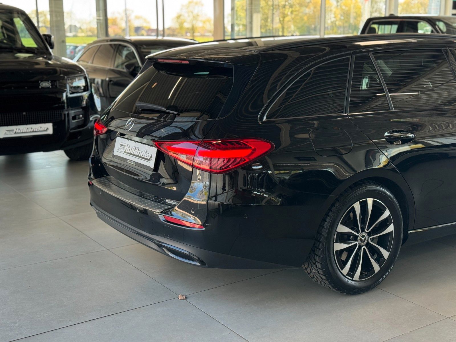 Fahrzeugabbildung Mercedes-Benz C 200 d T Avantgarde Night-Paket Business-Paket