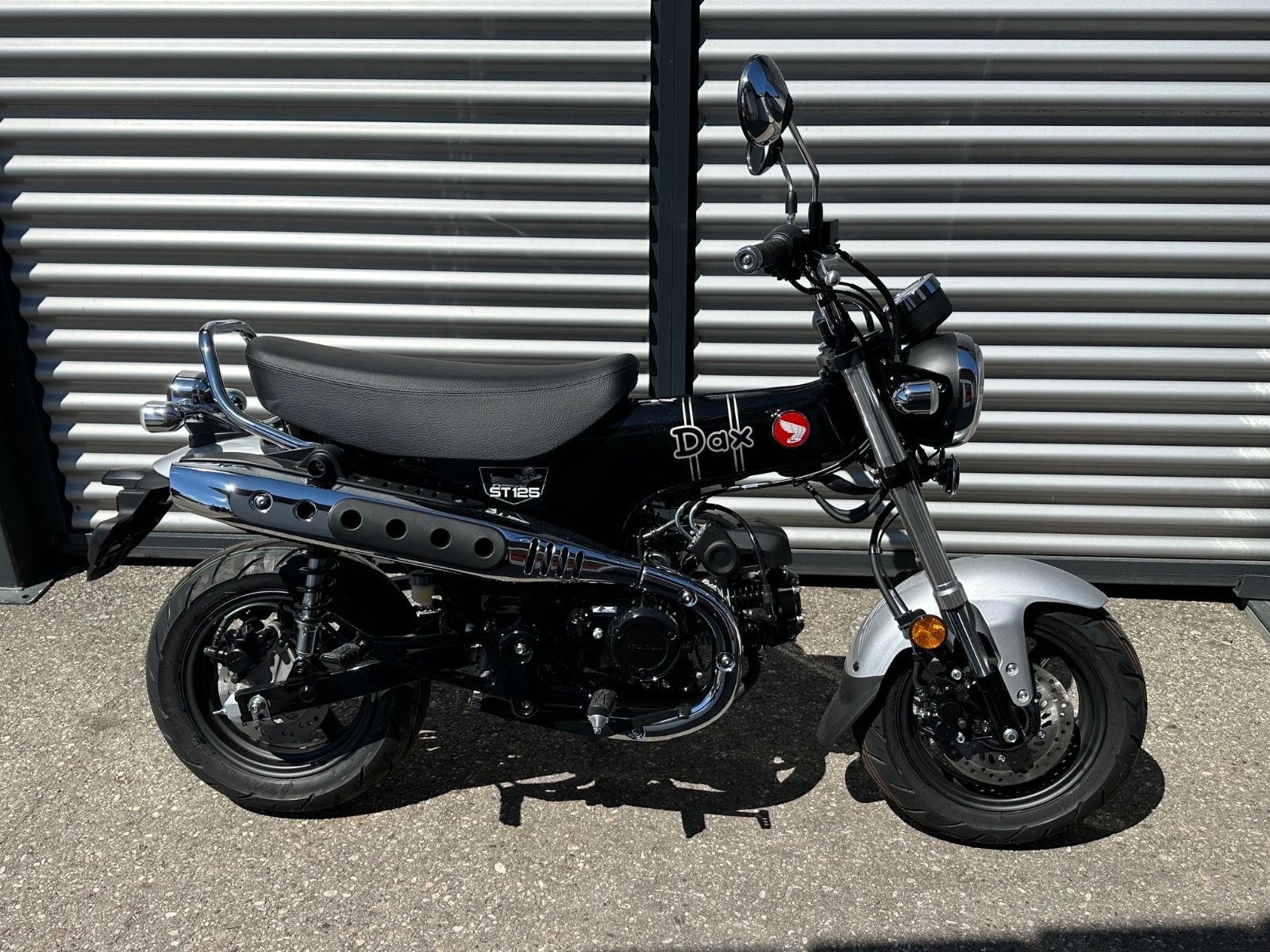 Honda DAX 125 / "BLACK" >> AKTION "SUMMER DEAL"