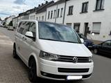 Volkswagen T5 Multivan - weiße Volkswagen T5 Multivan
