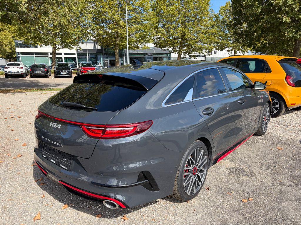 Kia ProCeed 1.6 T-GDI DCT7 OPF GT