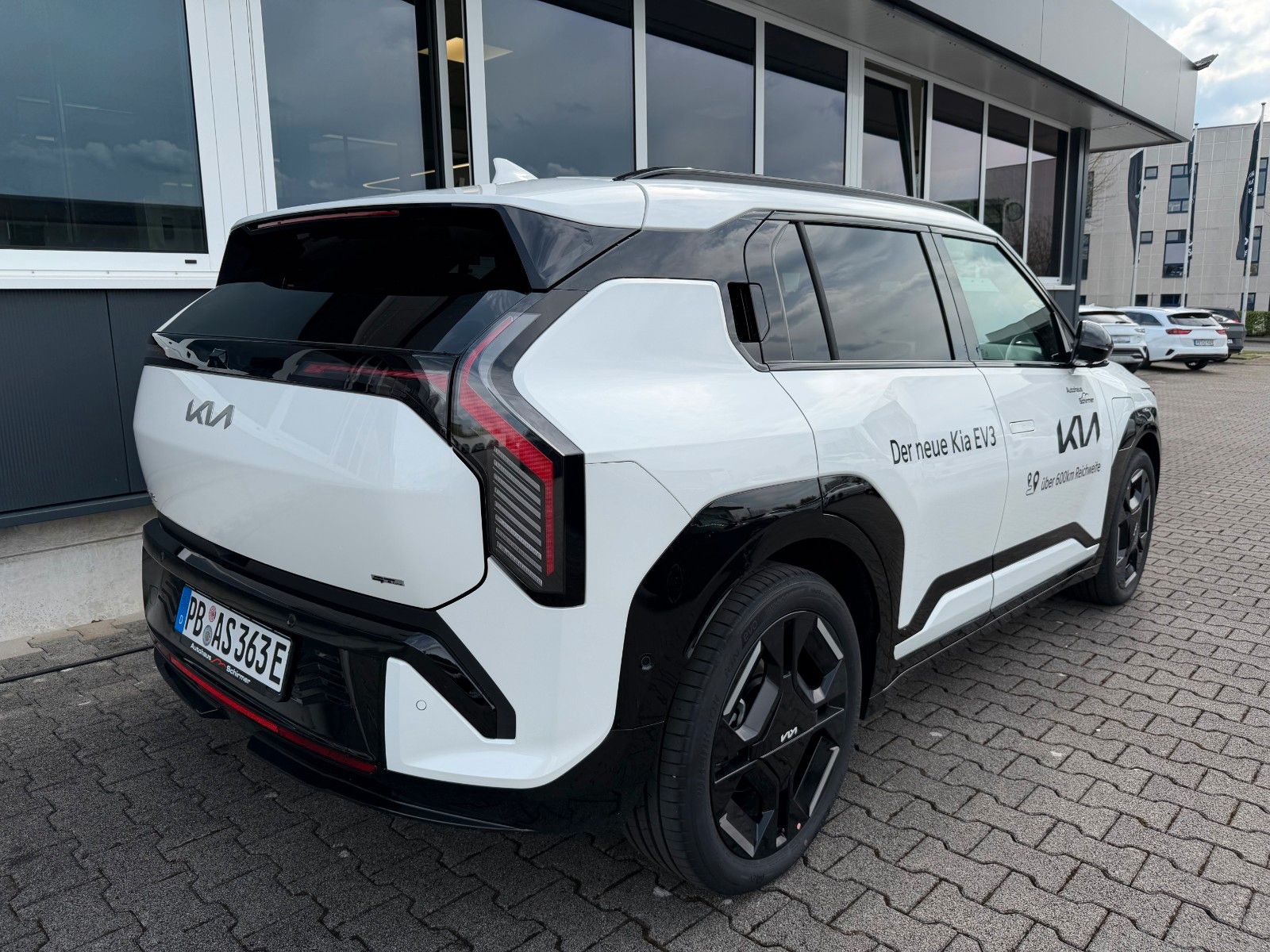 Fahrzeugabbildung Kia EV3 81,4 GT-Line  DWP COM Glasdach