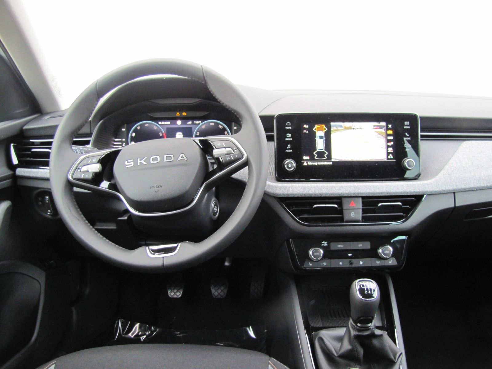 Fahrzeugabbildung SKODA Kamiq Tour 1.0l TSI 116PS