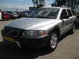 Volvo XC 70 D5 AWD Momentum - gebrauchte Volvo XC70 aus dem Jahr 2005