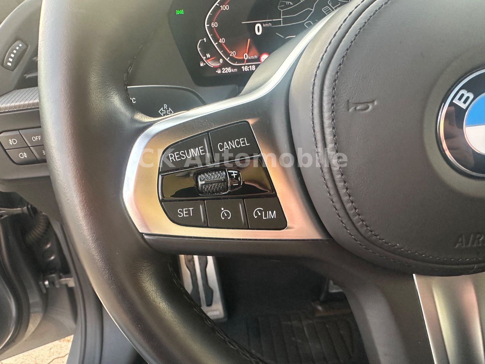 Fahrzeugabbildung BMW 218i Gran Coupé M-Sport/Shadow-LineNavi/LED