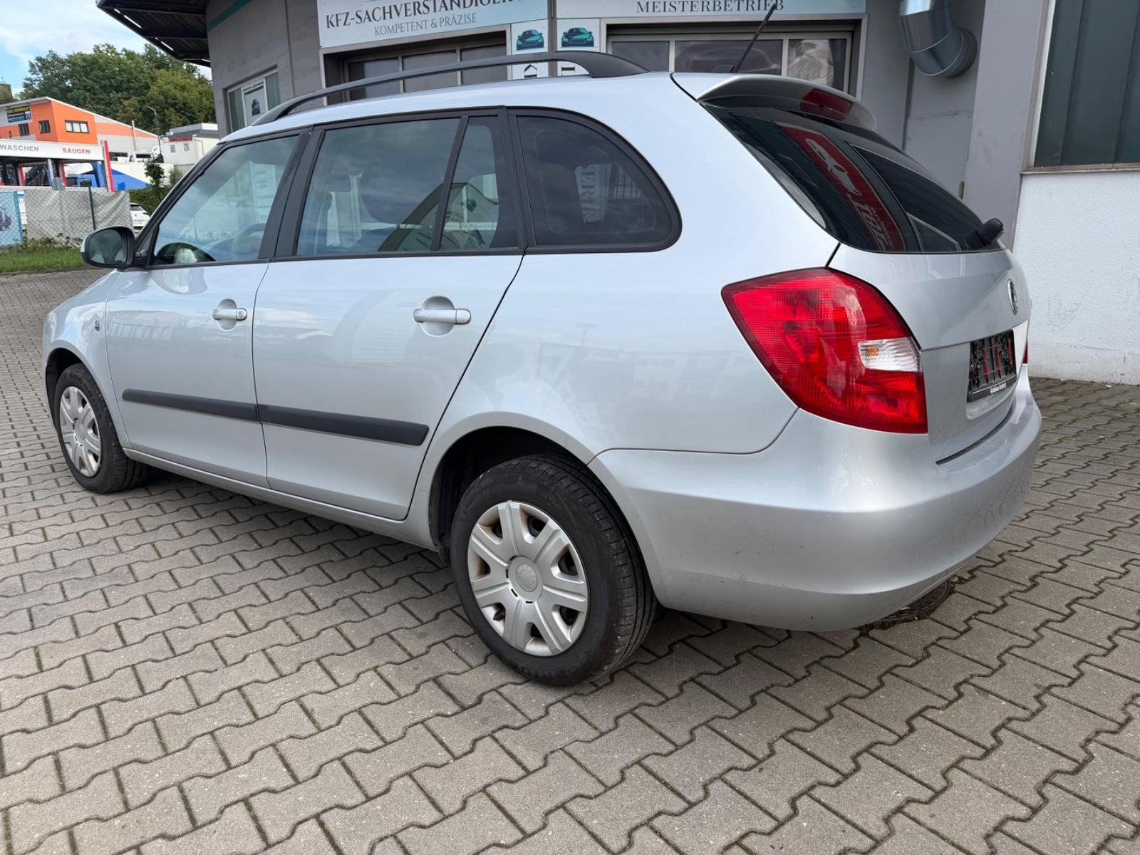 Skoda Fabia 2012 — photo 7