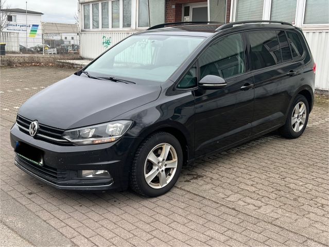 Volkswagen Touran Comfortline Schwarz Foliert