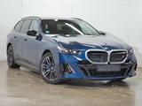 BMW i5 Touring M60 xDrive ACC PANO LRHZ 360° HuD LED - BMW i5 in Stuttgart