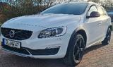 Volvo V60 Cross Country D4 Geartronic Pro - gebrauchte Volvo V60 Cross Country aus dem Jahr 2017