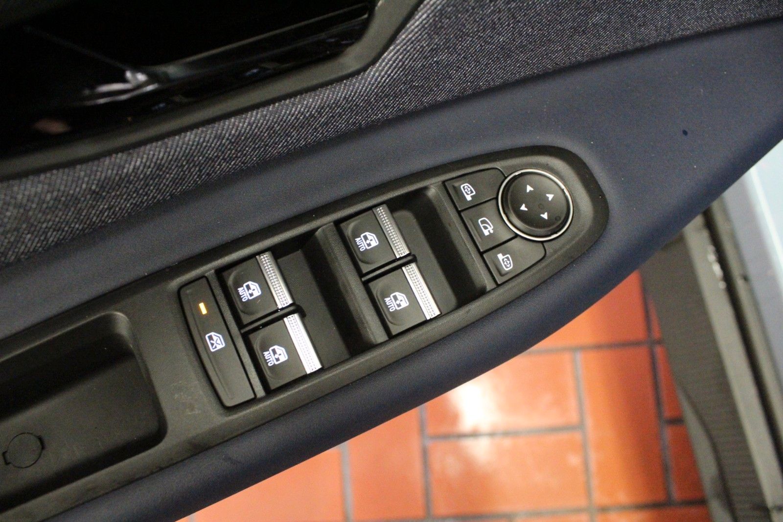 Fahrzeugabbildung Renault R 4 150 Comfort Range Techno*Winterpaket*
