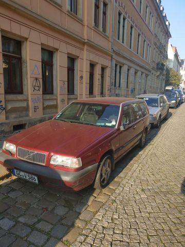 Volvo 850 - schönes Auto, TÜV 11 /2024 fällig