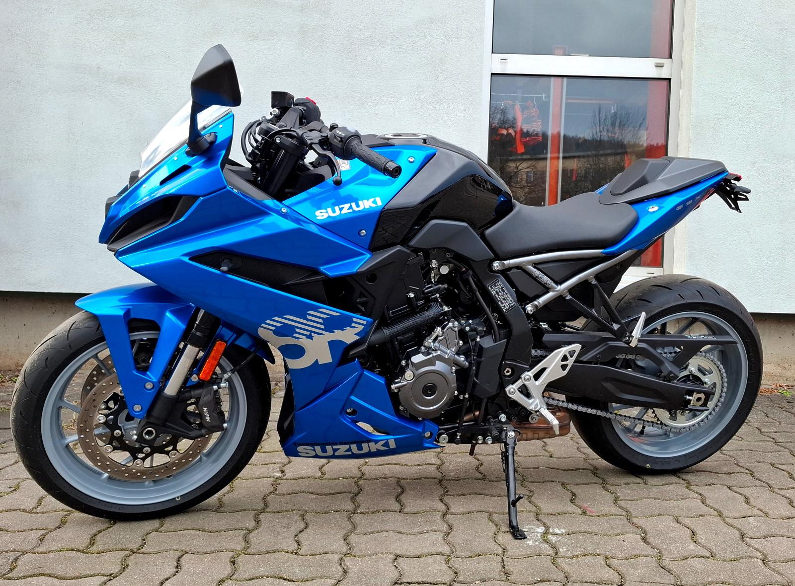 Suzuki GSX-8R+GSX 800+inkl. Zubehör+Garantie bis 2029