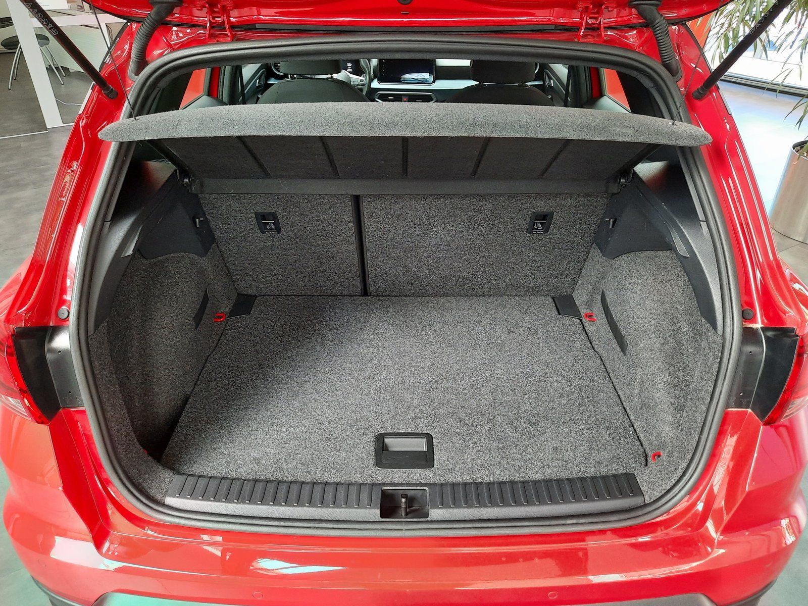 Fahrzeugabbildung SEAT Arona Xperience TSI *Navi*LED*Sitzhzg*Einparkh*