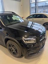 Mercedes-Benz GLB 250 4MATIC AMG Line Panoramadach - Mercedes-Benz GLB 250 aus 2024