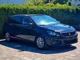 Peugeot 308 SW Allure 1.5 (1.Hand, Automatik, Kamera) - Peugeot 308 SW mit Diesel-Antrieb