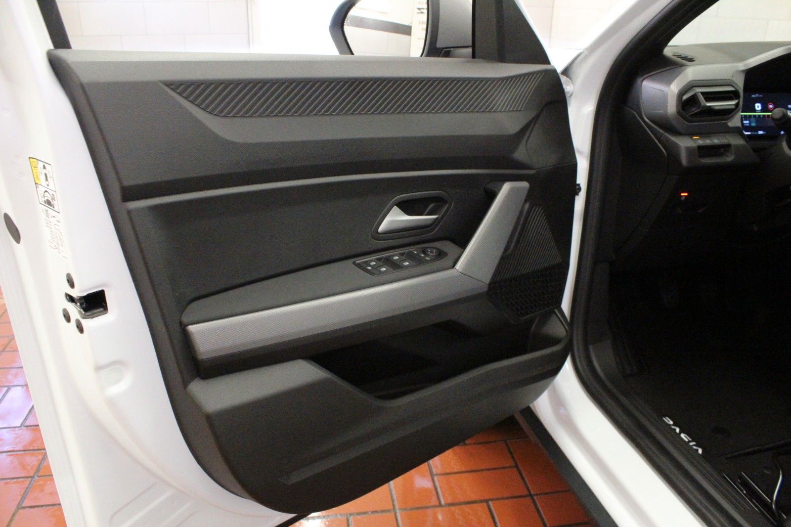 Fahrzeugabbildung Dacia Duster mild hybrid 140 Journey *Winterp.*MY 26