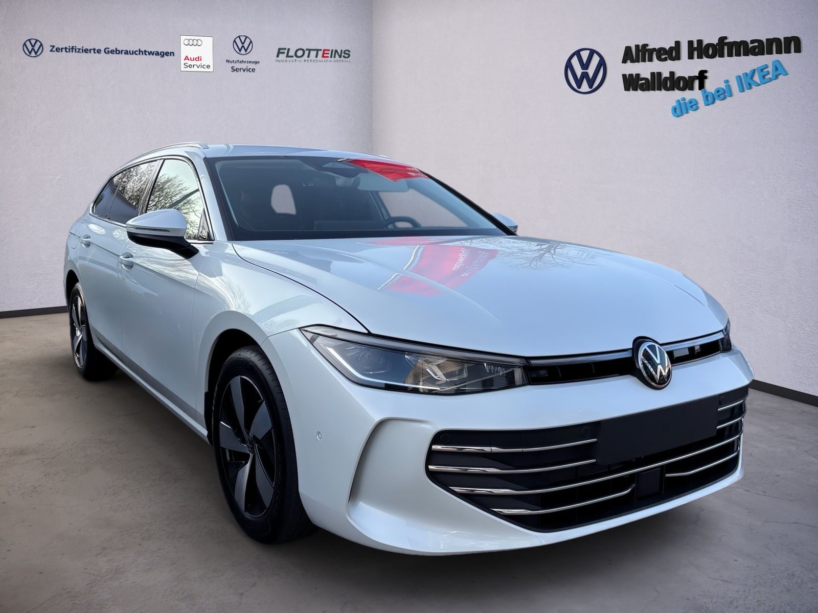 Volkswagen Passat Variant 1.5 eTSI Business DSG AHK LED NAV foto 3