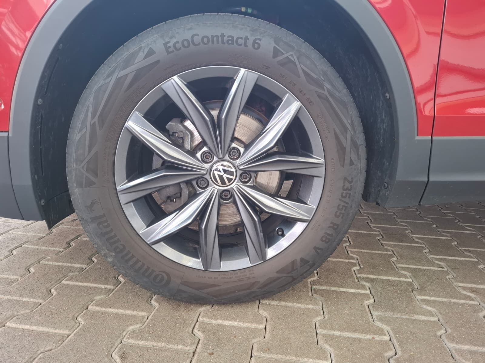 Fahrzeugabbildung Volkswagen Tiguan Allsp. Life 1.5 TSI +ACC+LED+AreaView+AHK