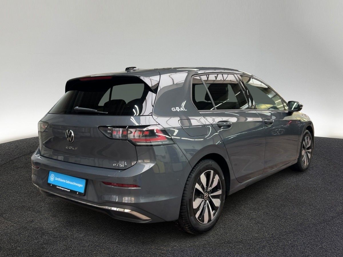 Volkswagen Golf - Bild 5