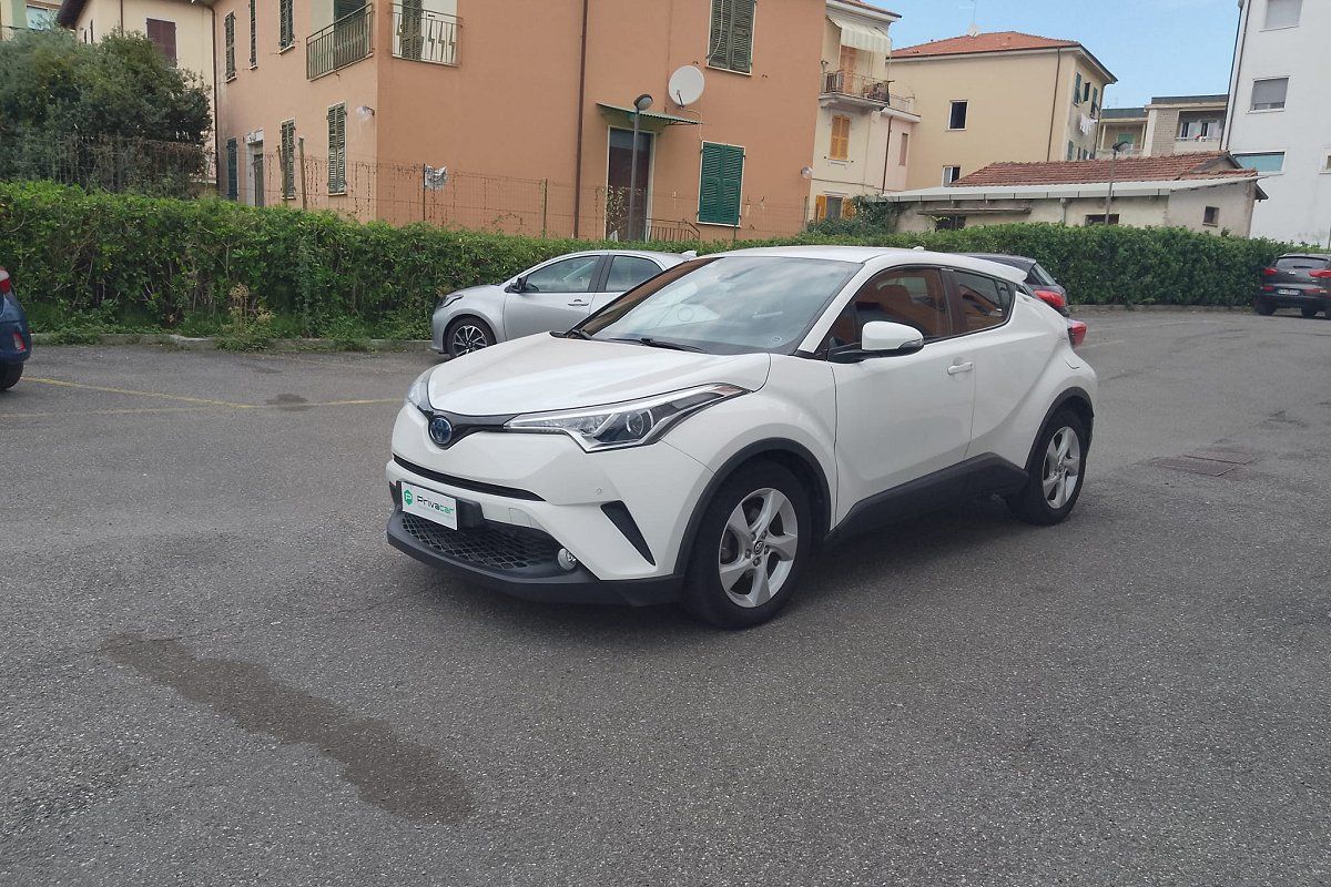 Toyota TOYOTA C-HR 1.8 Hybrid E-CVT Active