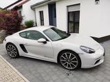 Porsche Cayman 718 / Top Zustand / Approved Garantie