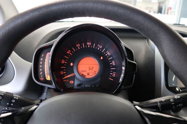 Fahrzeugabbildung Citroën C1 Furio PureTech 82 Shine