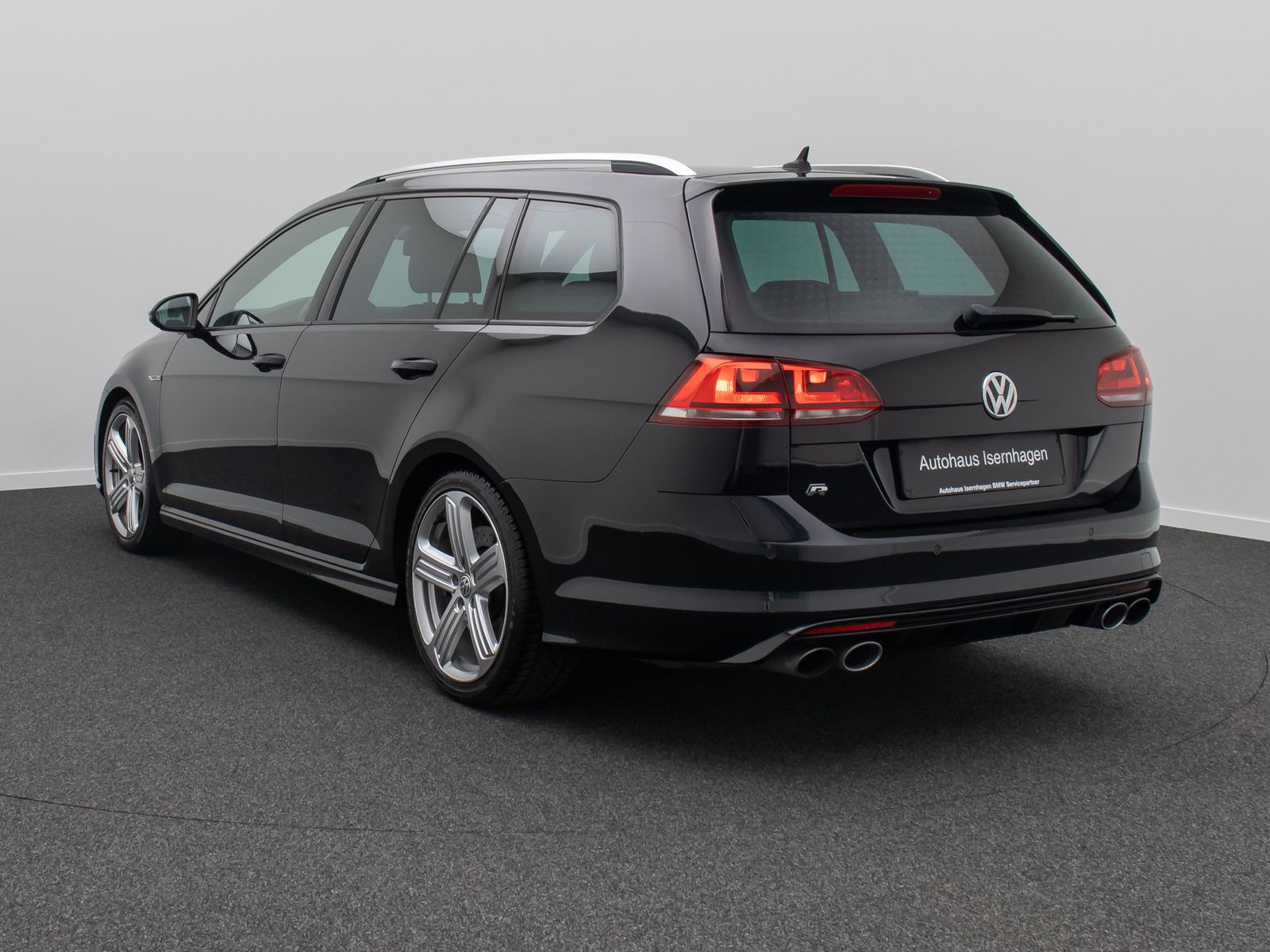 Fahrzeugabbildung Volkswagen Golf R BMT 4Motion Kamera ACC DYNAUDIO Panorama