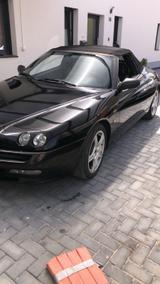 Alfa Romeo Spider 916  3,0 l  V6 - Alfa Romeo Spider: 3.0