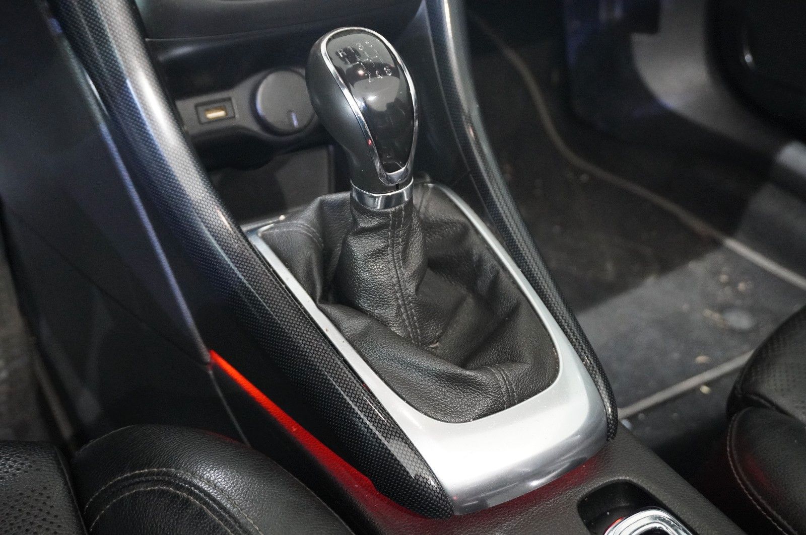 Fahrzeugabbildung Opel Cascada 2.0D INNOVATION BI-XENON/SHZ/SPORT/LEDER