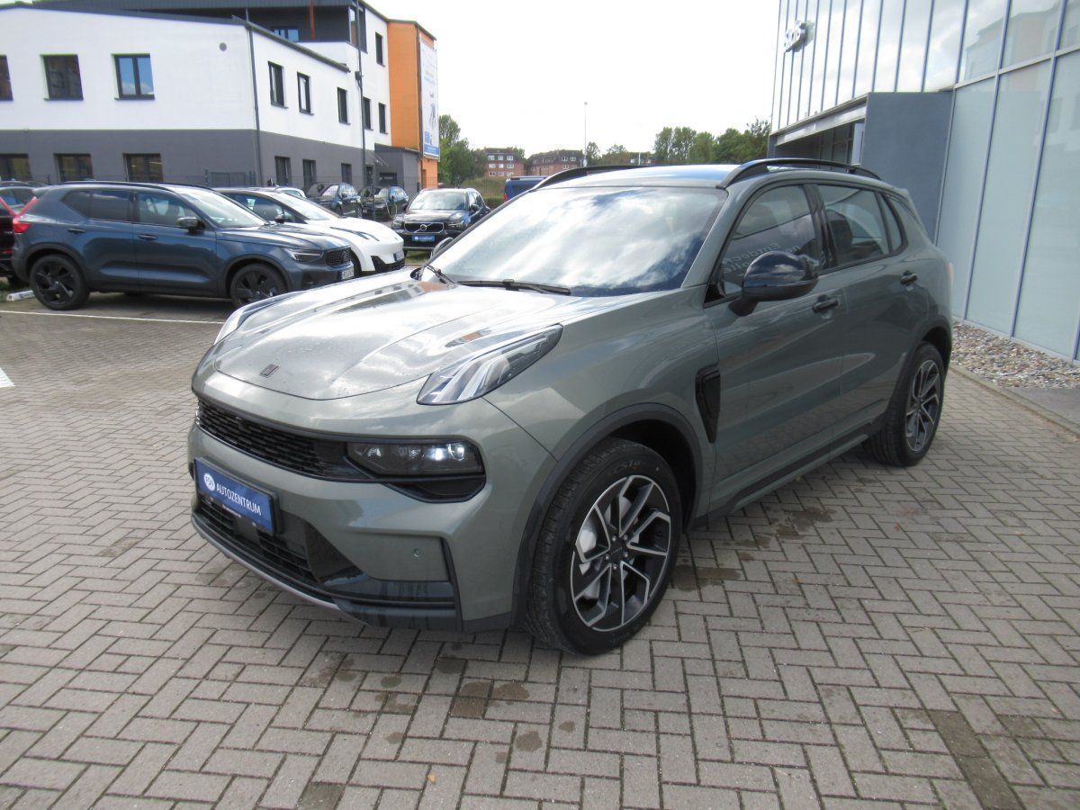 Lynk & Co 01