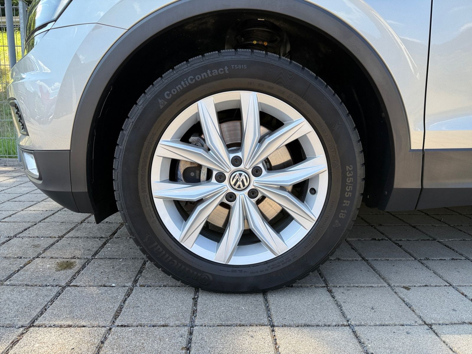 Tiguan 2,0 TSI Highline 4x4 Navi LED AHK