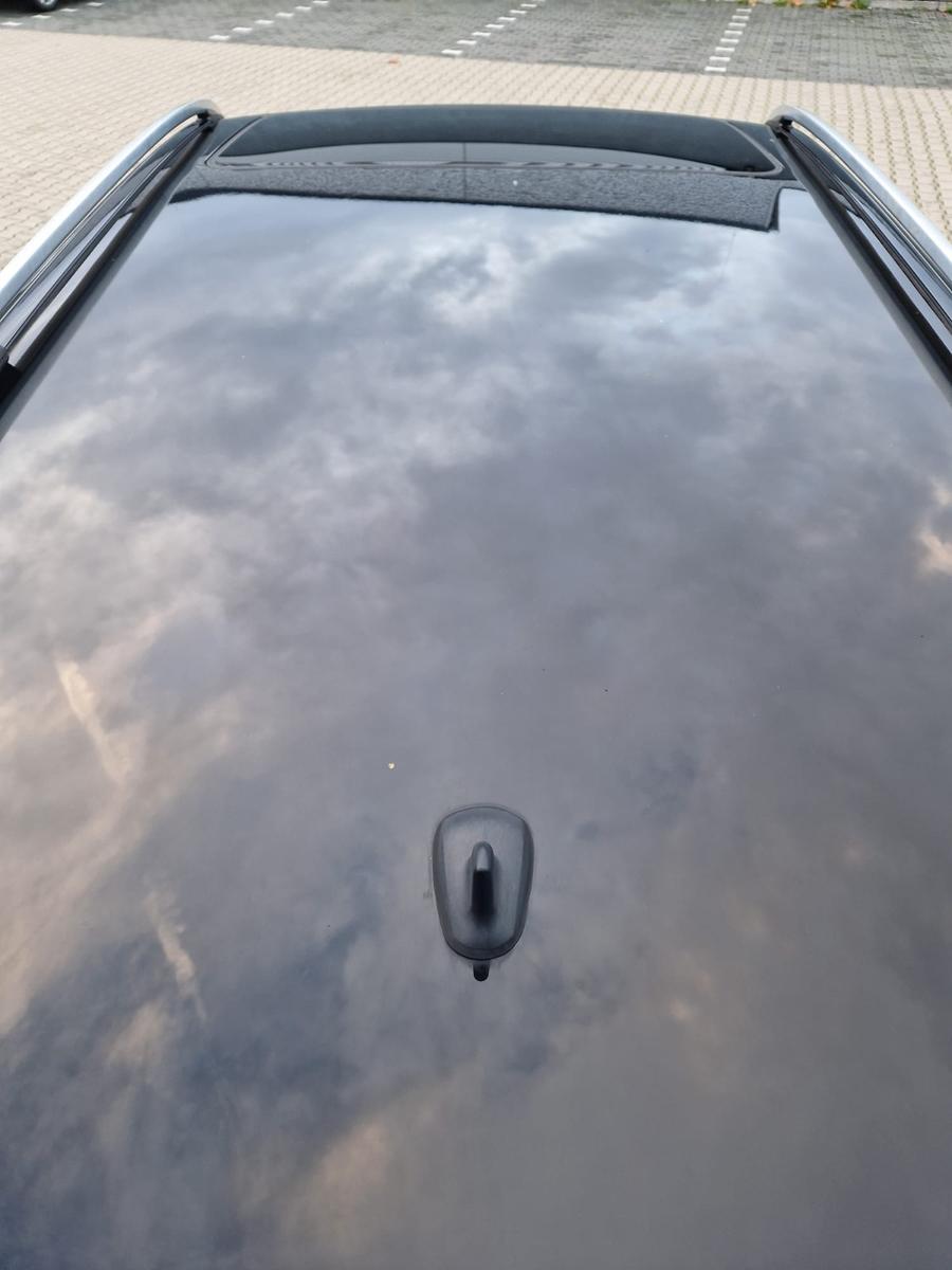 Mercedes-Benz 220 2008 — rear view