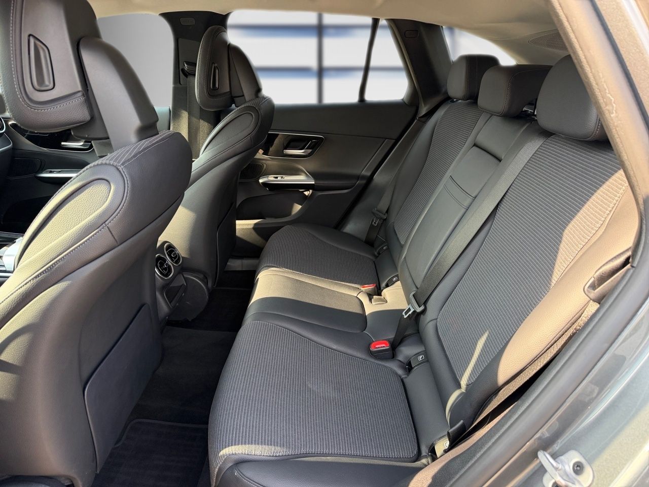 Fahrzeugabbildung Mercedes-Benz GLC 220 d 4M AHK+KAMERA+LED+EASYPACK+