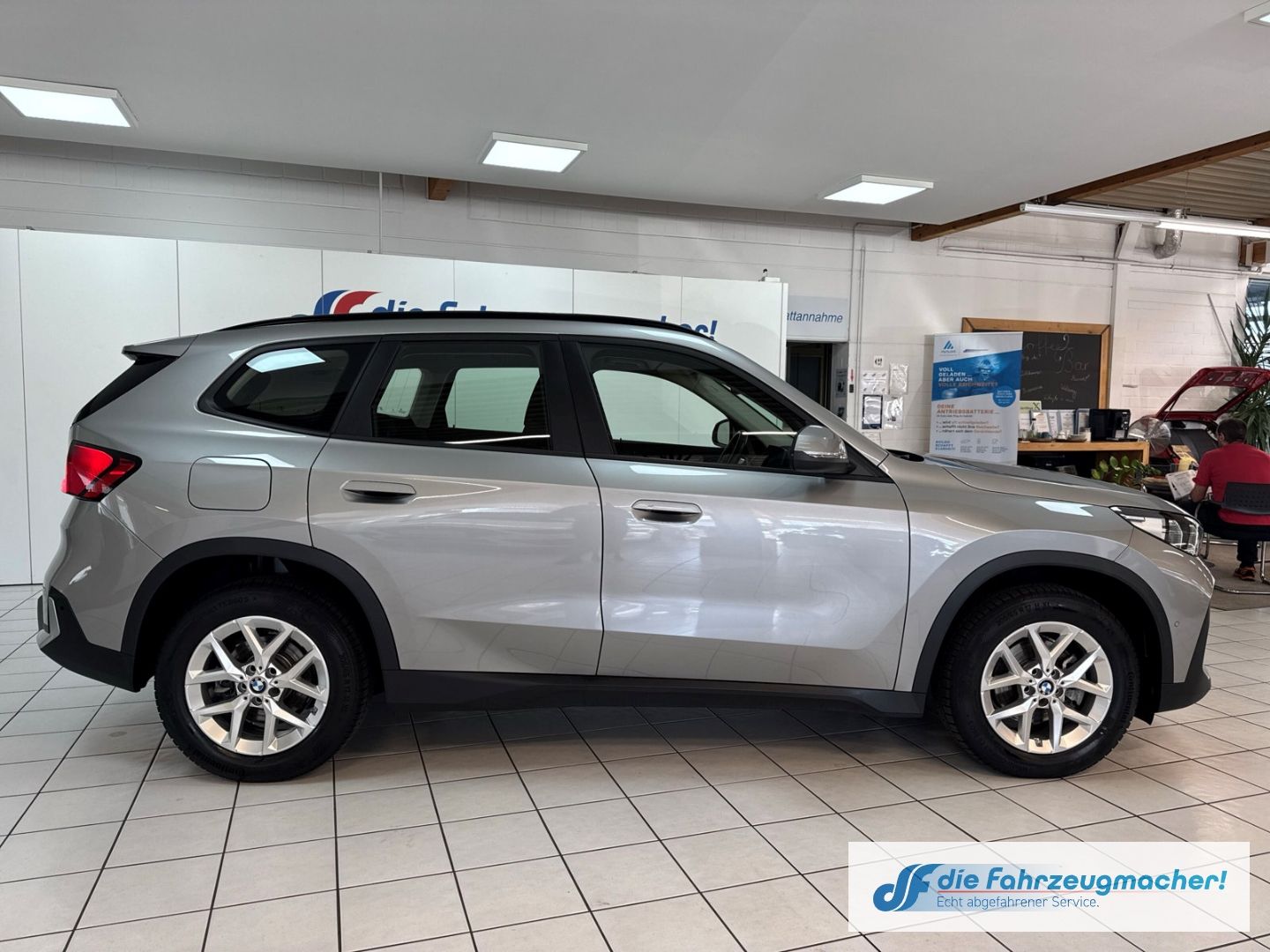 Fahrzeugabbildung BMW X1 20 d xDrive Park-Assistent Navi Digitales Coc
